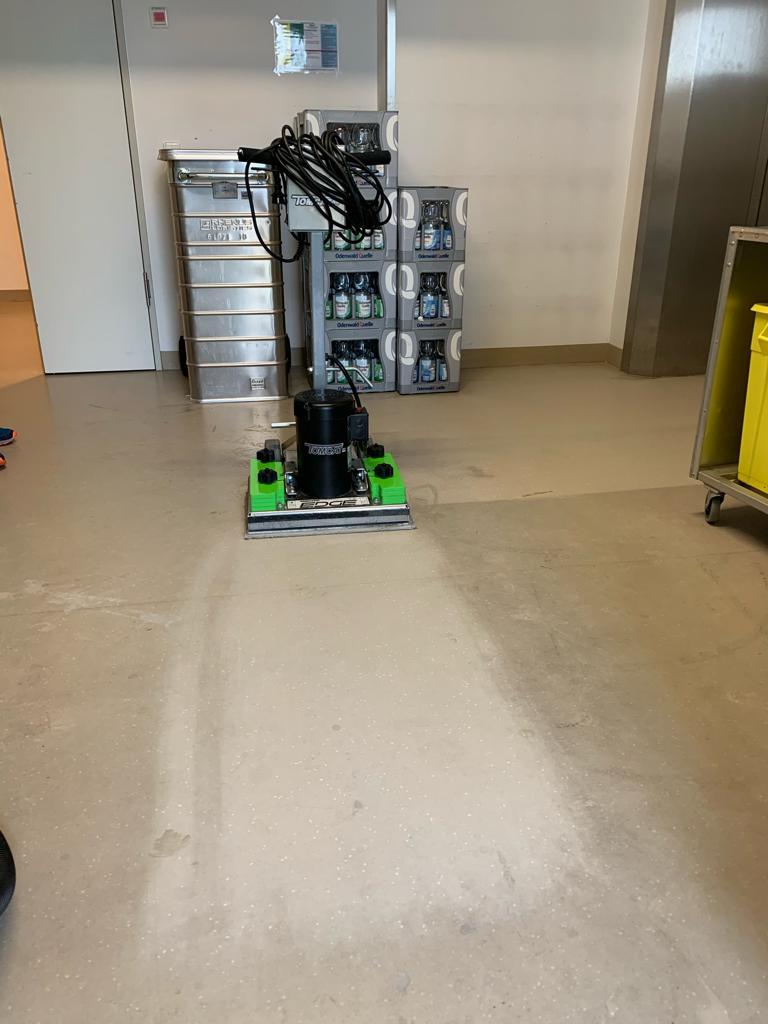 Tomcat Stick Edge Tomcat Stick Edge